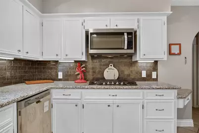 5451 Appleblossom Lane, Friendswood, TX 77546 - Photo 28