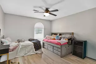 5451 Apple Blossom Ln, Friendswood, TX 77546 - Photo 32