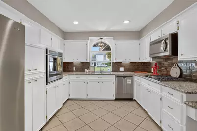 5451 Appleblossom Lane, Friendswood, TX 77546 - Photo 24