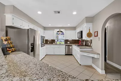 5451 Appleblossom Lane, Friendswood, TX 77546 - Photo 22