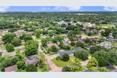 5451 Appleblossom Lane, Friendswood, TX 77546 - Photo 46