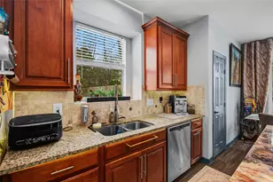 130 S Millport Cir, The Woodlands, TX 77382 - Photo 16