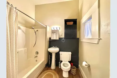 1427 Church Street #4, Galveston, TX 77550 - Photo 4
