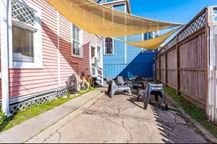 1427 Church St, Galveston, TX 77550 - Photo 18