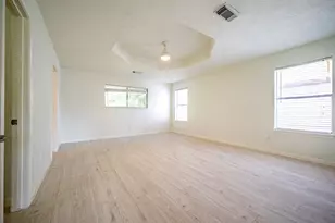 10122 Duchamp Dr, Houston, TX 77036 - Photo 20