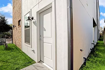 5422 Darling Street #A, Houston, TX 77007 - Photo 26