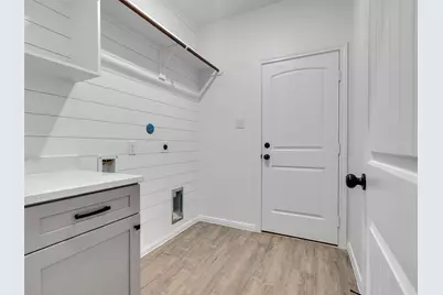 302 Gaines Street, Brazoria, TX 77422 - Photo 8