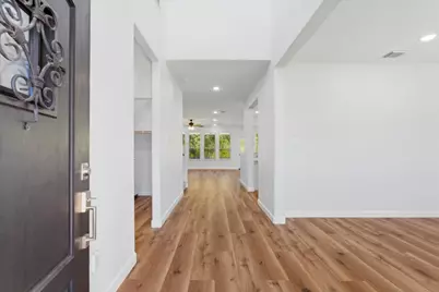 6048 Heritage Creek Lane, Conroe, TX 77304 - Photo 4