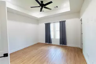 7819 Colonial Ln, Houston, TX 77051 - Photo 14