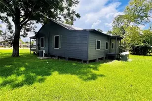 406 Clear Lake Rd, Highlands, TX 77562 - Photo 24