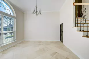 307 Twin Timbers Ln, Kemah, TX 77565 - Photo 8