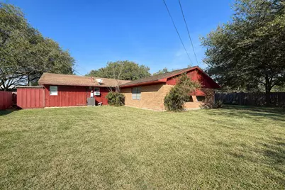 714 Frankie, Wharton, TX 77488 - Photo 18