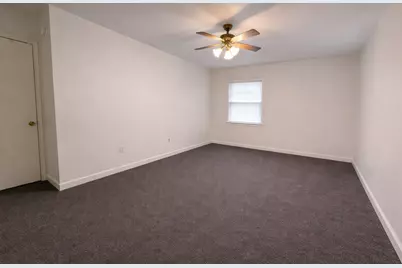 714 Frankie, Wharton, TX 77488 - Photo 16