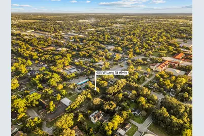 405 W Lang Street, Alvin, TX 77511 - Photo 1