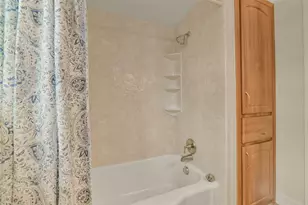 315 S Ravenhead Dr, Houston, TX 77034 - Photo 22