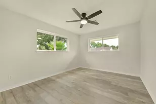315 S Ravenhead Dr, Houston, TX 77034 - Photo 20
