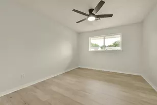 315 S Ravenhead Dr, Houston, TX 77034 - Photo 18