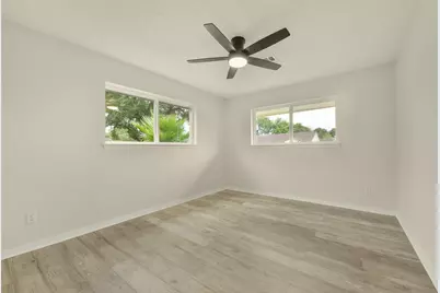315 Ravenhead Drive, Houston, TX 77034 - Photo 20
