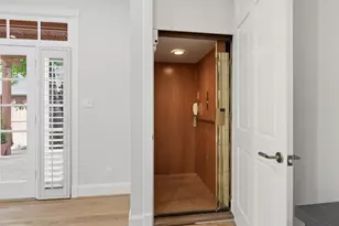 1211 Nantucket Dr, Houston, TX 77057 - Photo 12