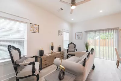 890 Lucky Street #A, Houston, TX 77088 - Photo 10