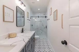 890 Lucky St, Houston, TX 77088 - Photo 32