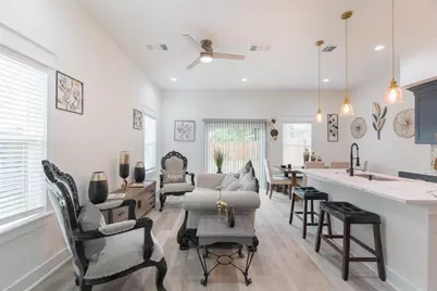 890 Lucky Street #A, Houston, TX 77088 - Photo 6