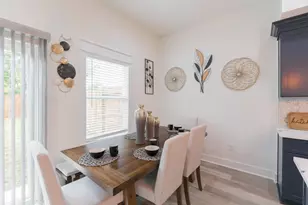 890 Lucky St, Houston, TX 77088 - Photo 18