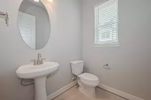 8917 Grovner Pl, Houston, TX 77055 - Photo 14