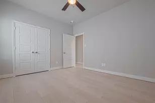 8917 Grovner Pl, Houston, TX 77055 - Photo 28