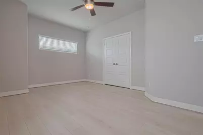 8917 Grovner Place, Houston, TX 77055 - Photo 32