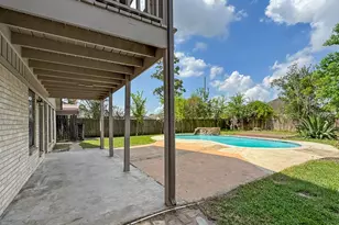 3709 Trailwood Dr, Baytown, TX 77521 - Photo 42