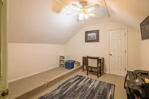 2002 Sugar Mill Ln, Lake Jackson, TX 77566 - Photo 22