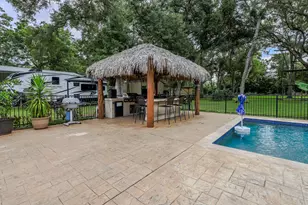 2002 Sugar Mill Ln, Lake Jackson, TX 77566 - Photo 16