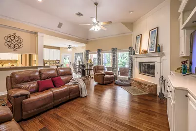 2002 Sugar Mill Lane, Lake Jackson, TX 77566 - Photo 6