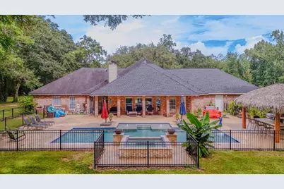 2002 Sugar Mill Lane, Lake Jackson, TX 77566 - Photo 1