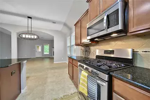 5511 Claymore Meadow Ln, Spring, TX 77389 - Photo 6
