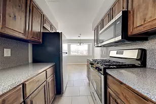 21654 Park Tree Ln, Katy, TX 77450 - Photo 4