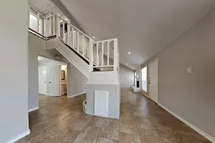 21654 Park Tree Ln, Katy, TX 77450 - Photo 2