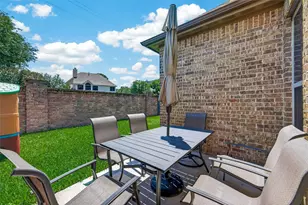 2029 Arrowood Glen Dr, Houston, TX 77077 - Photo 32
