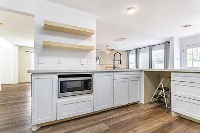 10806 Tallow Briar Lane, Houston, TX 77075 - Photo 8