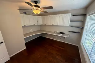 2326 Streamcrest Ln, Sugar Land, TX 77479 - Photo 8