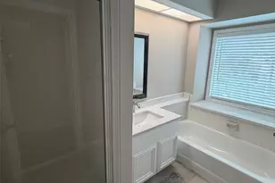 2326 Streamcrest Ln, Sugar Land, TX 77479 - Photo 32