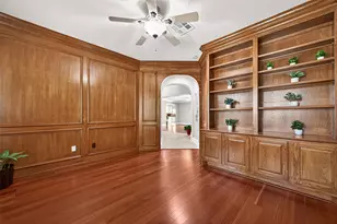 13606 Still Bay Ct, Houston, TX 77077 - Photo 10