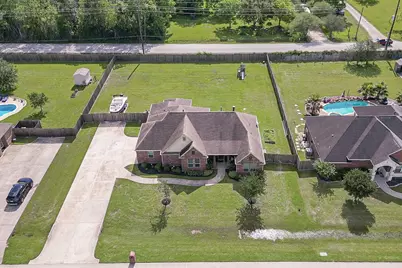 2127 Donna Lane, Santa Fe, TX 77510 - Photo 2