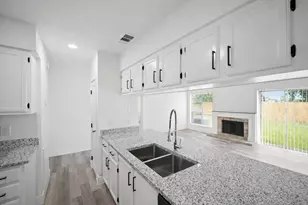 6738 Prairie Village Dr, Katy, TX 77449 - Photo 10