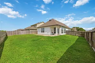 148 Austin Rd, Angleton, TX 77515 - Photo 22