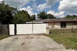 748 W Rittenhouse St, Houston, TX 77076 - Photo 18