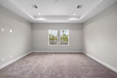 8120 Esther Acres Lane, Houston, TX 77088 - Photo 20