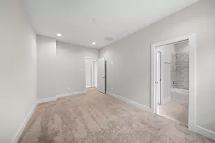 8120 Esther Acres Ln, Houston, TX 77088 - Photo 12
