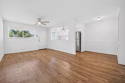 1217 Heights Boulevard #6, Houston, TX 77008 - Photo 2